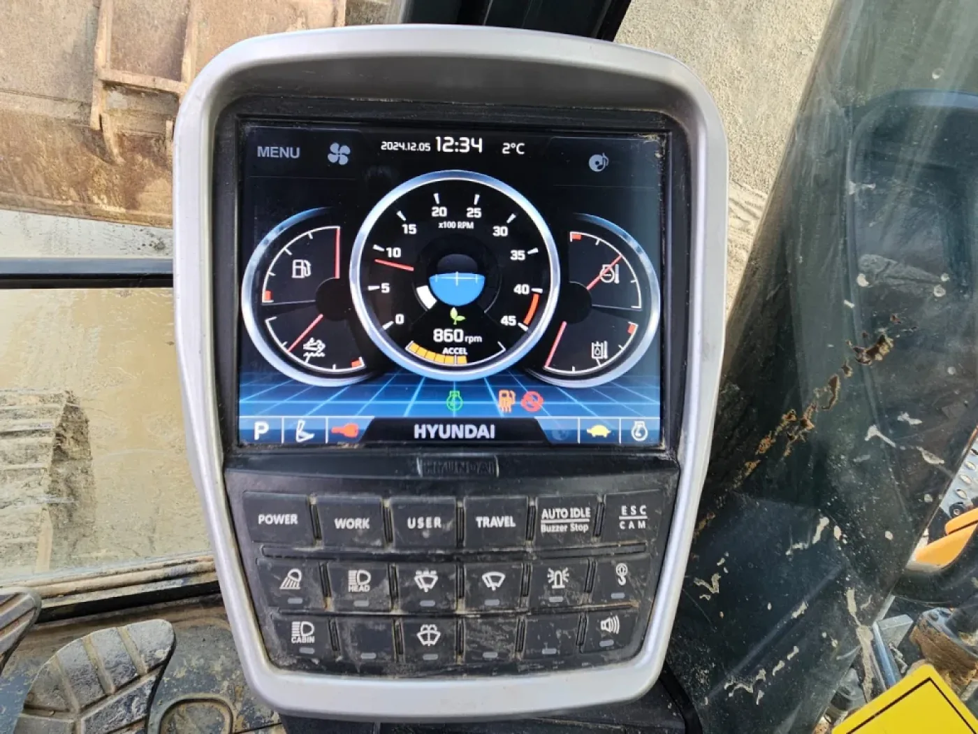 Hyundai - HX 220 L - 4