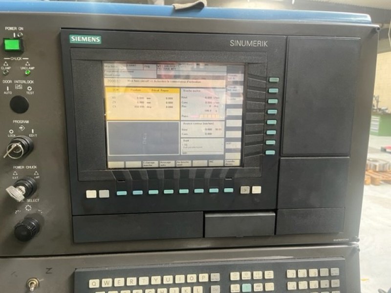 CNC Turning Machine – HYUNDAI HIT 15
