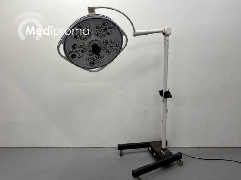 Skytron Aurora Four OK Lamp