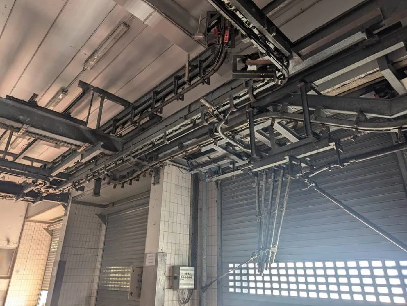 Automatic cold store conveyor system - 4