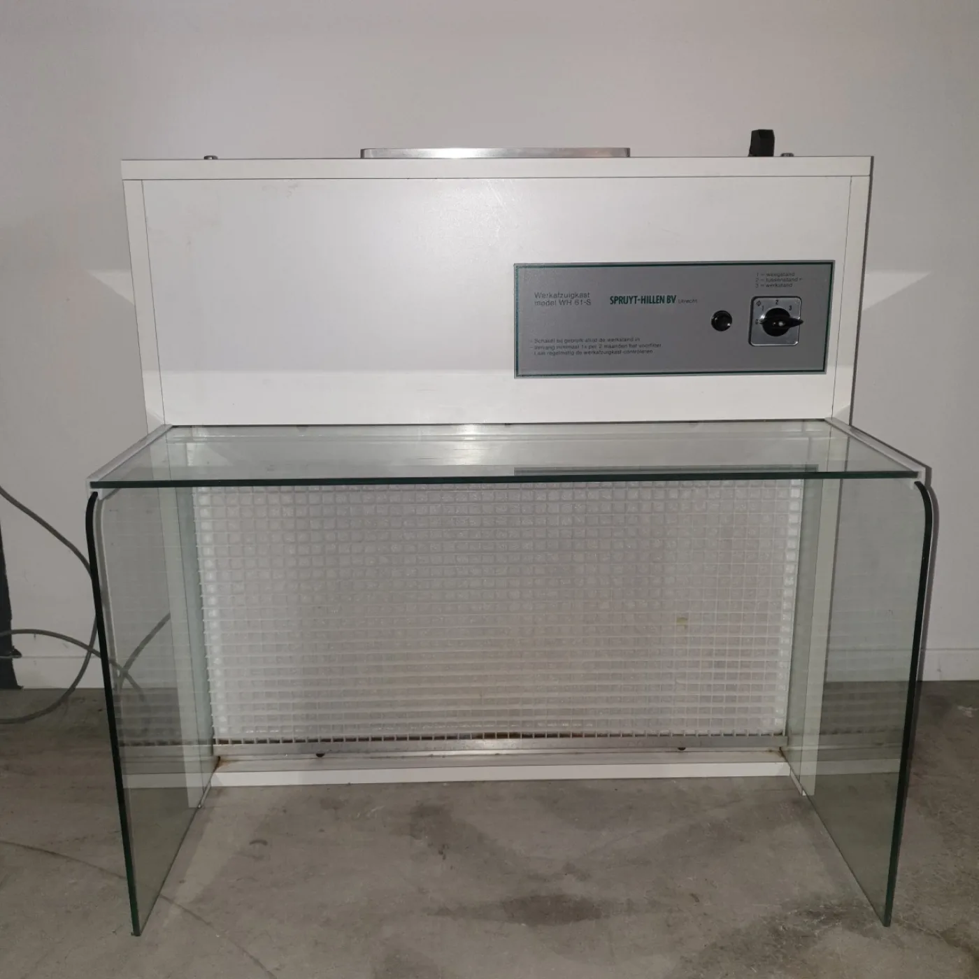 1425 - Used Spruyt-Hillen powder extraction cabinet WH 61-S - 1