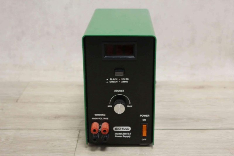 Bio-Rad 250/2.5 Power Supply