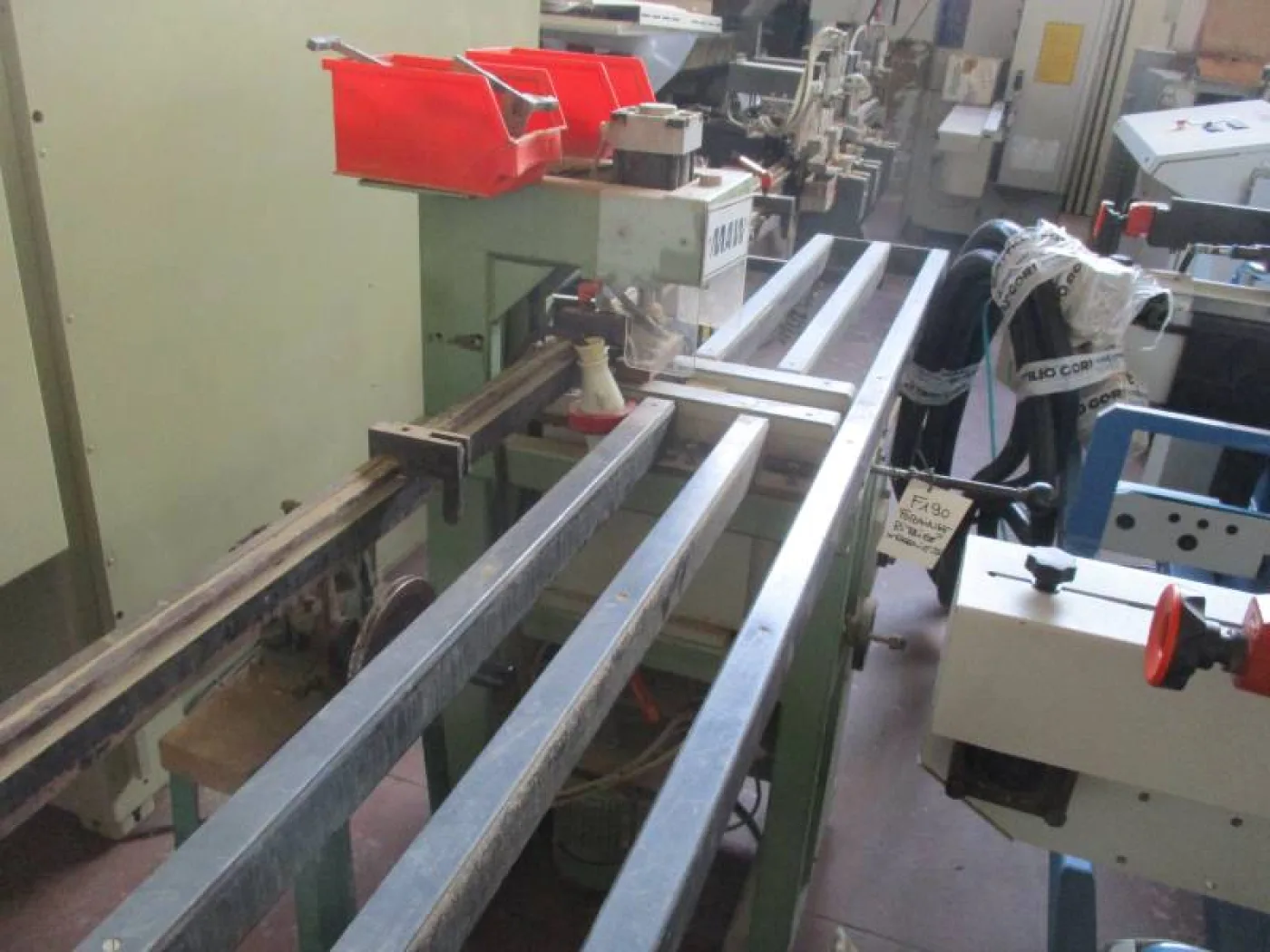 FORAINSERITRICE PER CERNIERE MAW MOD. BEV - 2