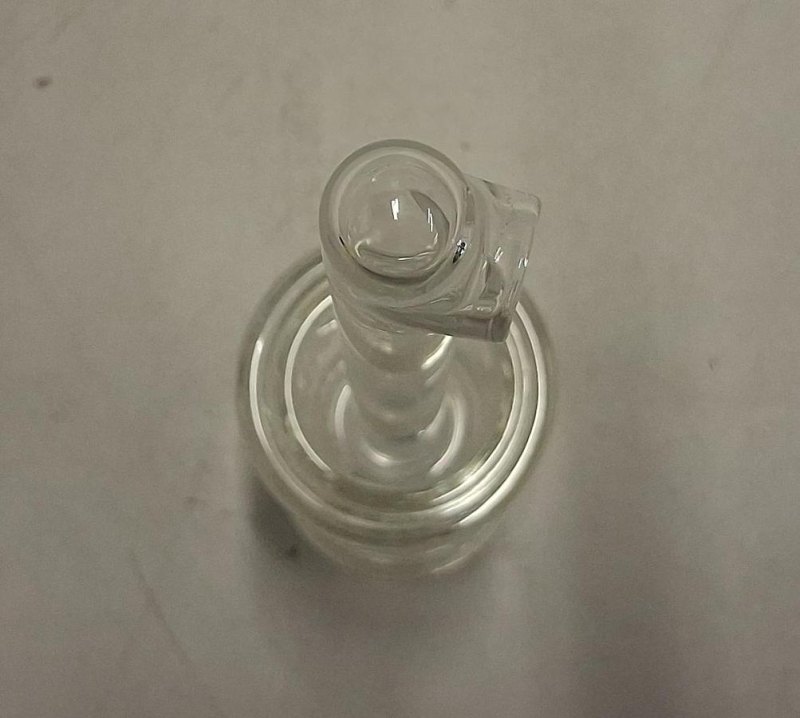 Normag Einleitrohr AIPC025/025/010-D aus Borosilikatglas ist ein abgewinkeltes Einleitrohr für Geräteeinsätze