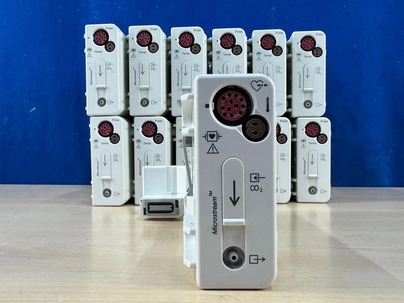 Philips Patient CO2 Module Model: M3015A REF: 862393 YOM: 2018 -13 pieces. - 2