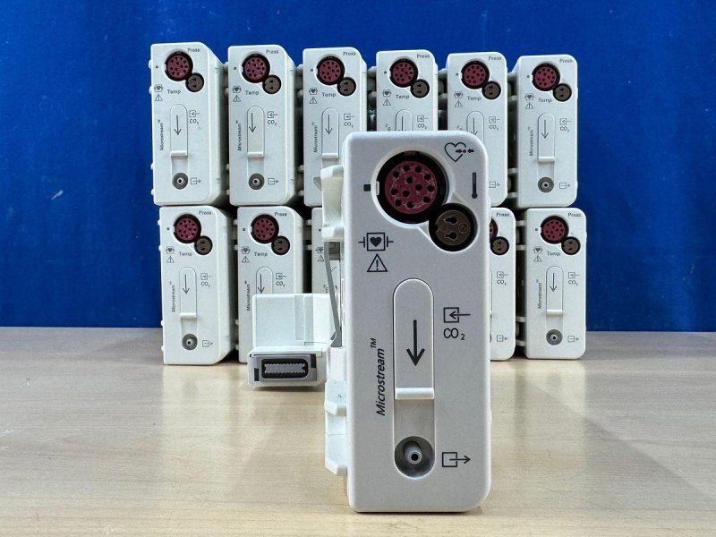 Philips Patient CO2 Module Model: M3015A REF: 862393 YOM: 2018 -13 pieces.