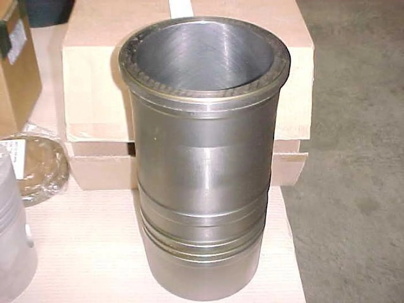 CYLINDER LINERS MWM TBD(D)601 / 602 NEW !! - 2