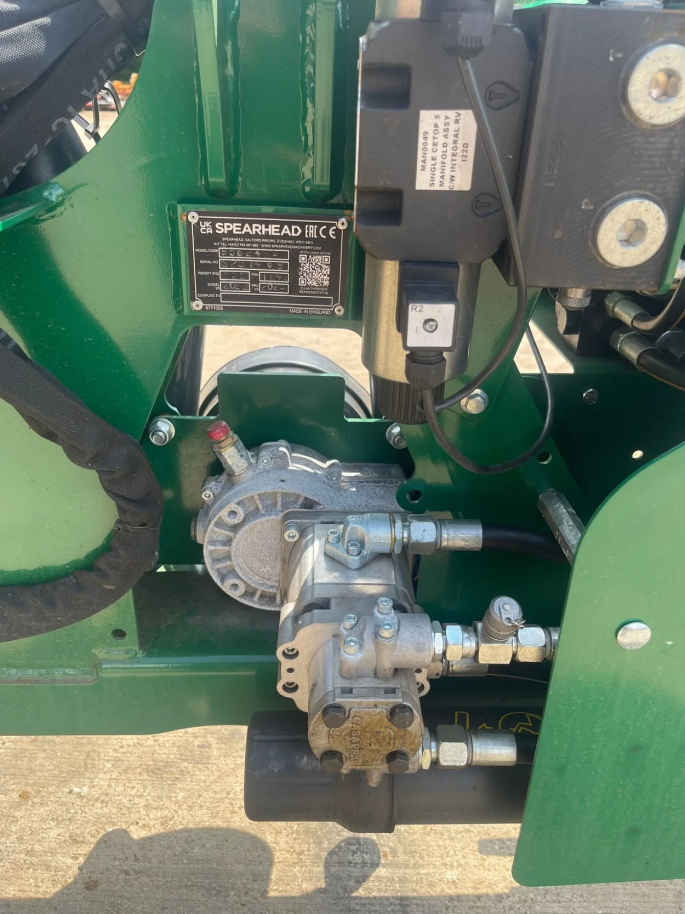 Spearhead Twiga Compact Series S49 - 2