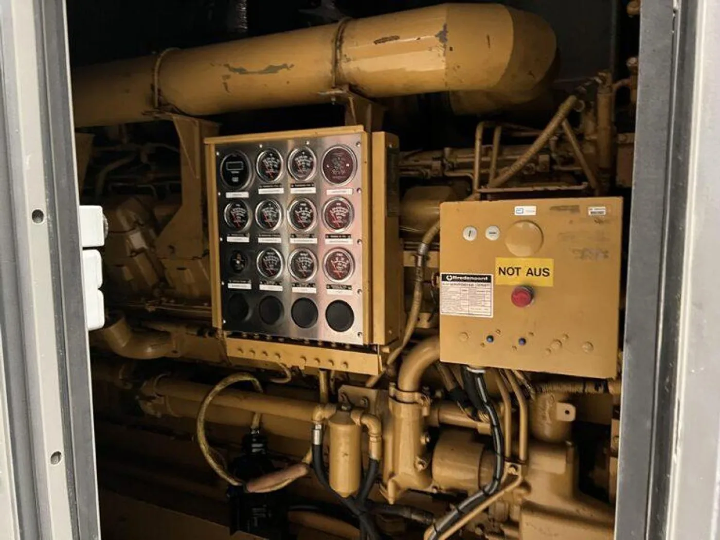 1994 CATERPILLAR D3516B / CAT. SR-4 DIESEL GEN. SET 2000 KVA - 2