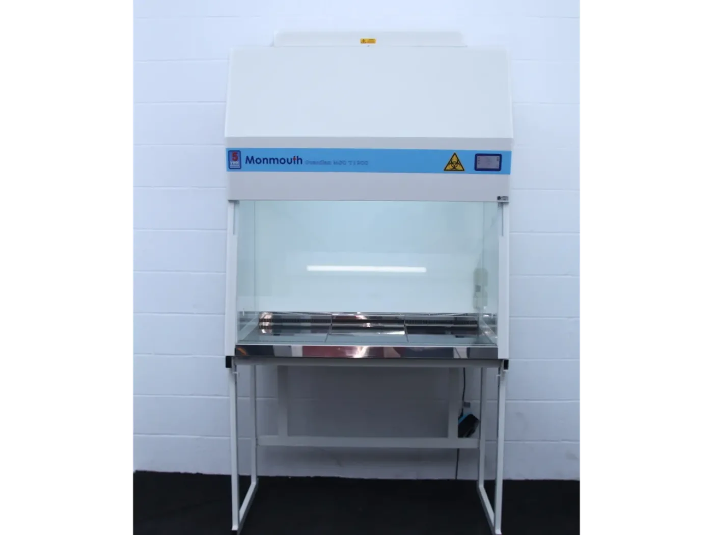 Monmouth MSC 1200 Safety Cabinet - 1
