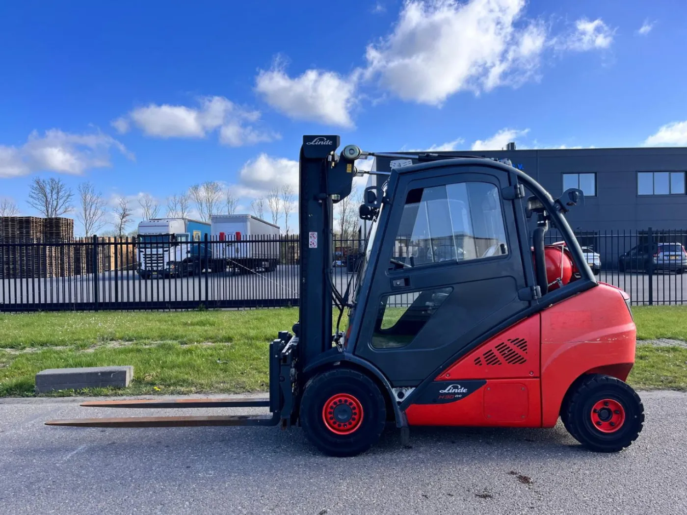 Linde H30T-02 - 2