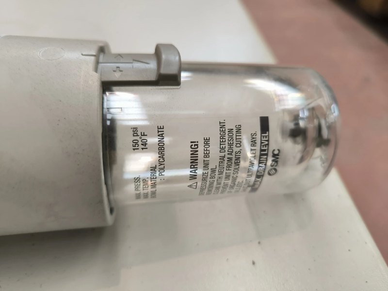 AIR FILTER REGULATOR SMC AW60-N10E-1Z-B