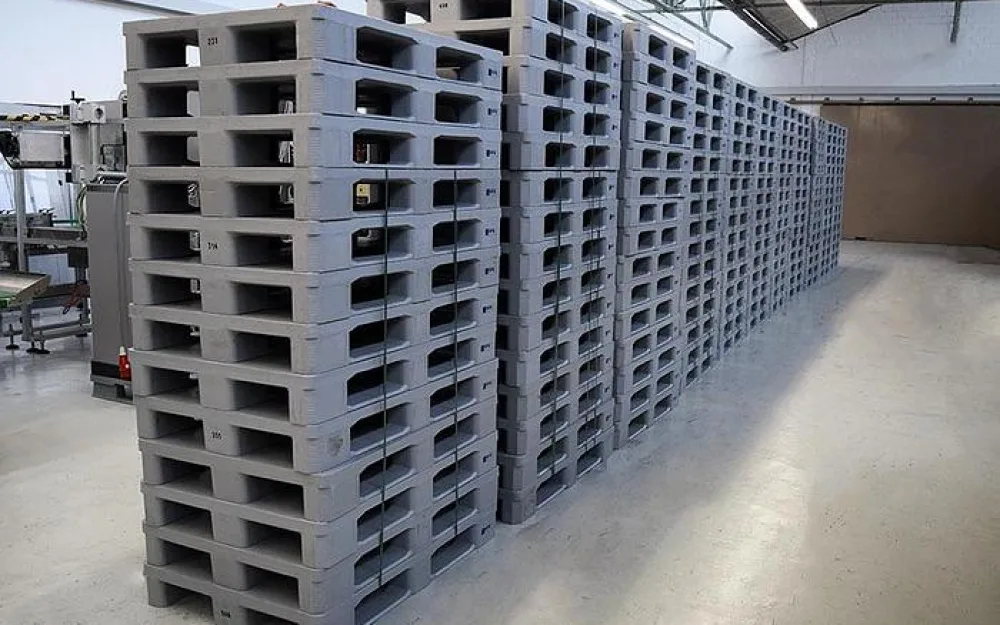 PALLET DI PLASTICA - Ricambi