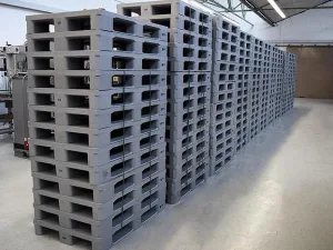 PALLET DI PLASTICA - Ricambi