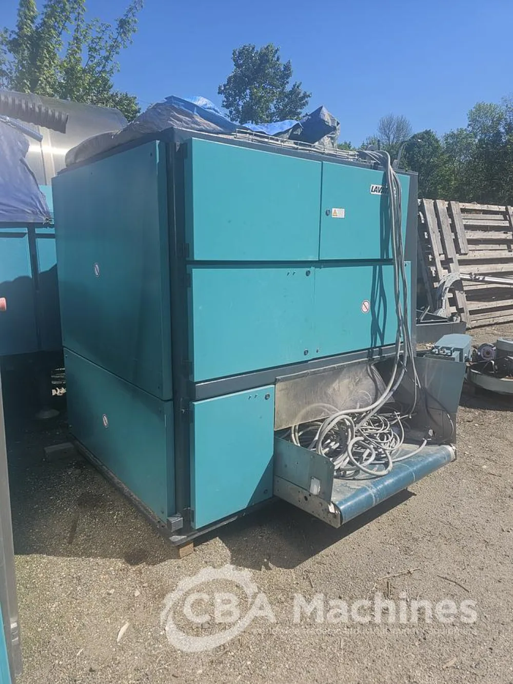 2001 Lavatec Centrifuge LZ 281 (881)