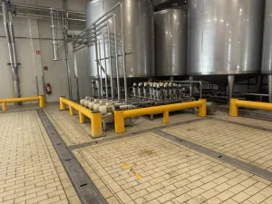 physical protection / impact safety barriers (room)