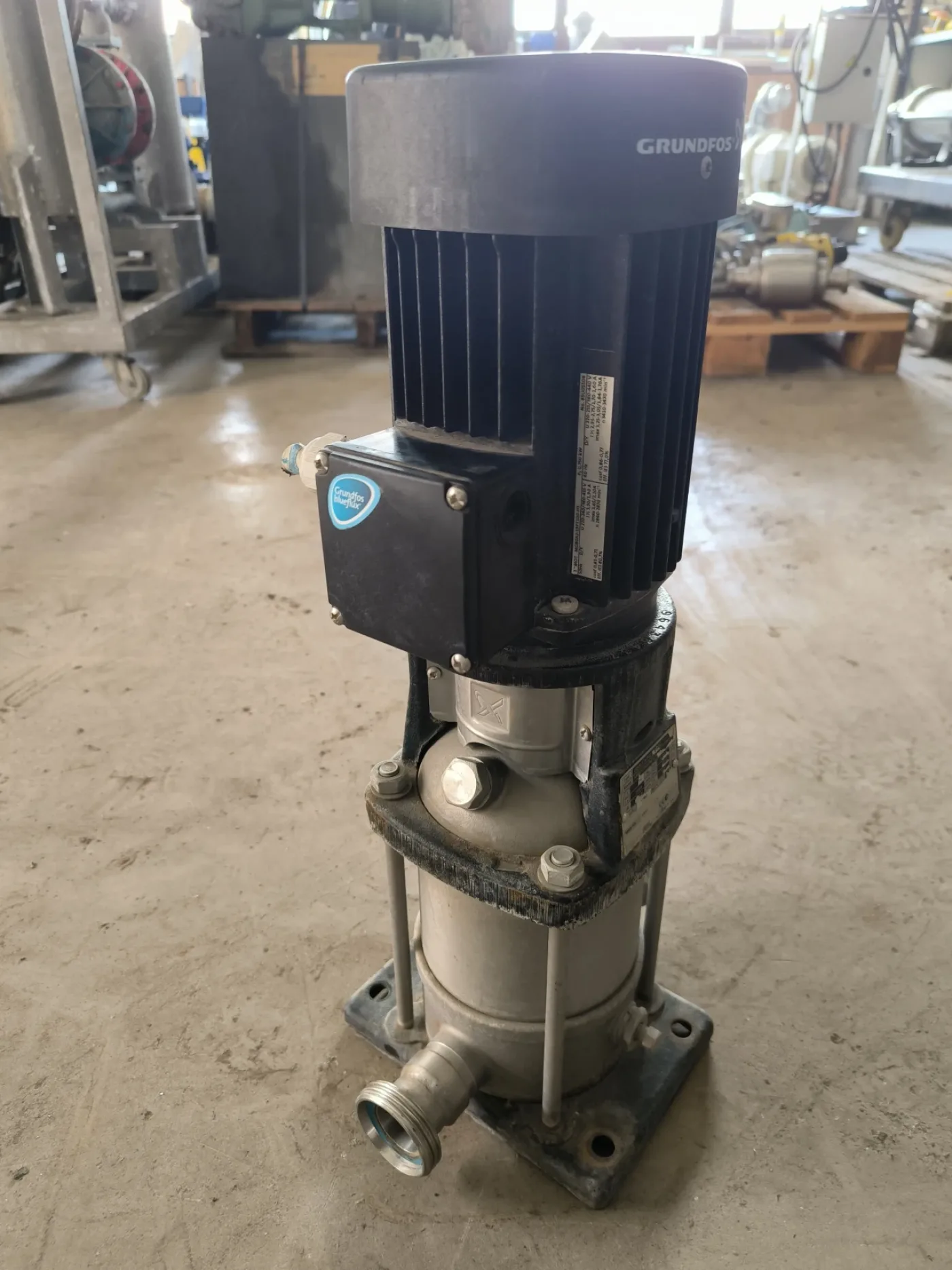 VERTICAL MULTISTAGE CENTRIFUGAL PUMP GRUDFOS CR5-5 A-P-G-E HQQE - 2
