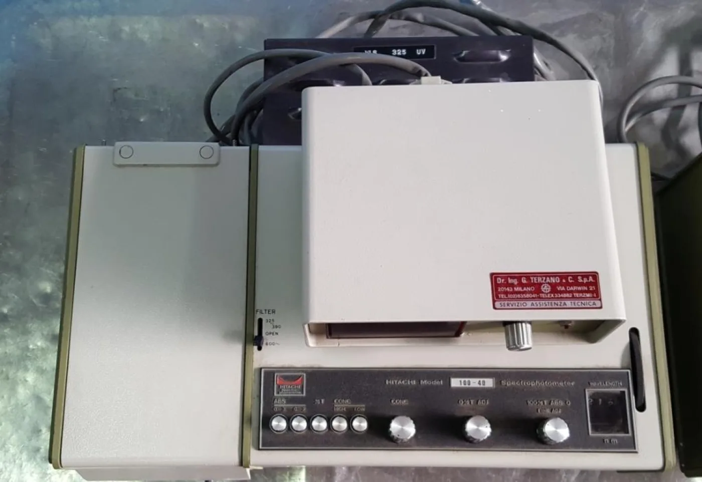 SPETTROFOTOMETRO – HITACHI – MOD. 100-40 - 2