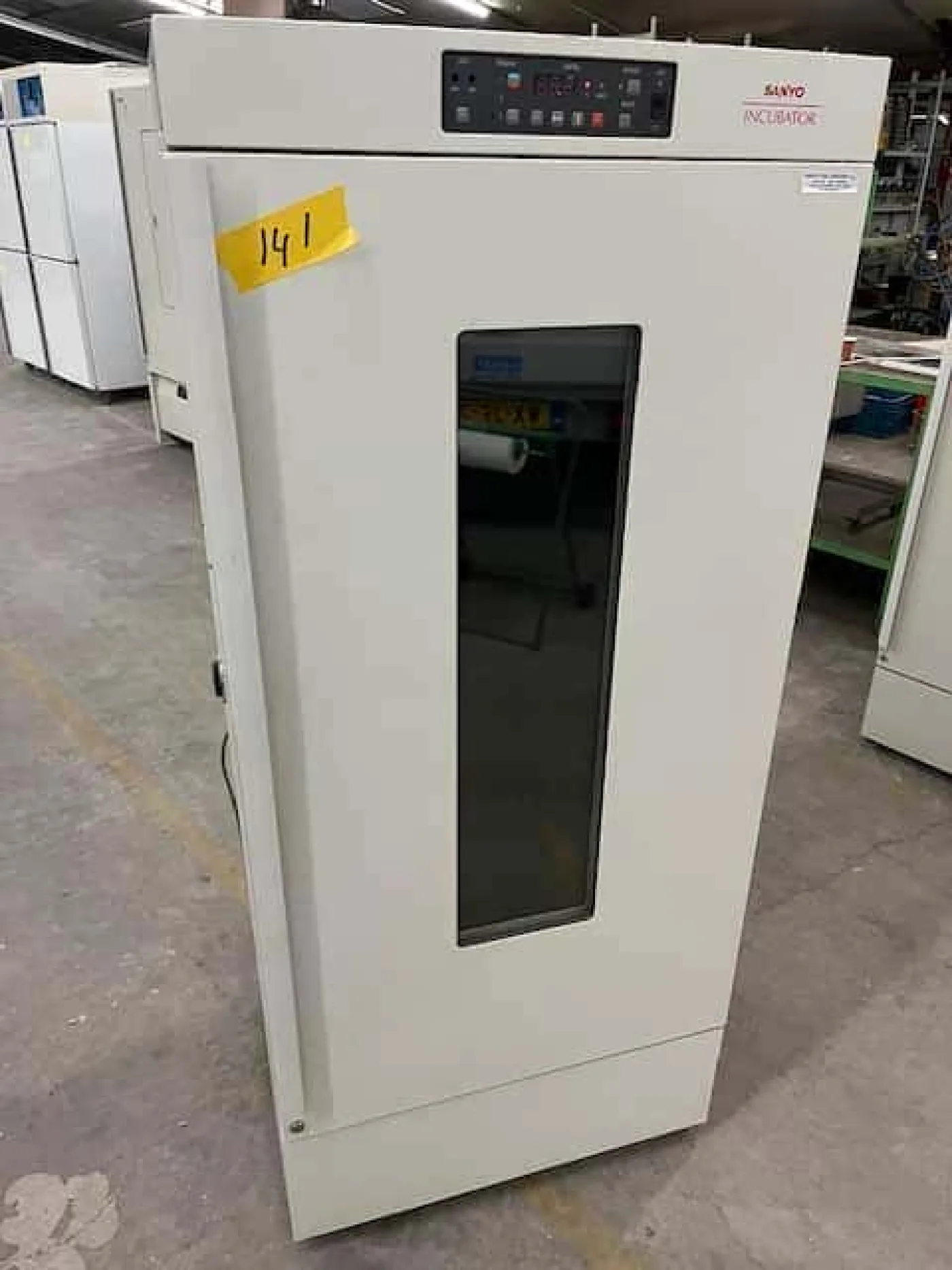 Sanyo MIR 252-141 Koelbroedstoof - 1