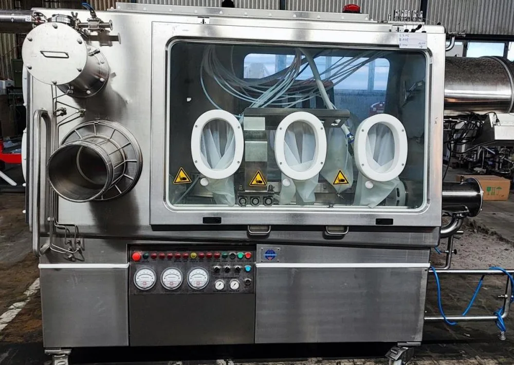 Hosokawa Mikron Stott-Hight Containment Isolator CP-01