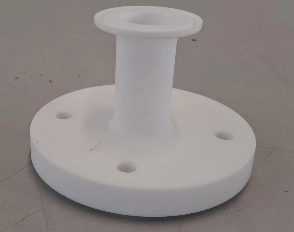 Normag PTFE-Flanschadapter Typ PA25TC25 für den Anschluss von DN 25 Rohrsystemen an Tri-Clamp 1” (25,4 mm)