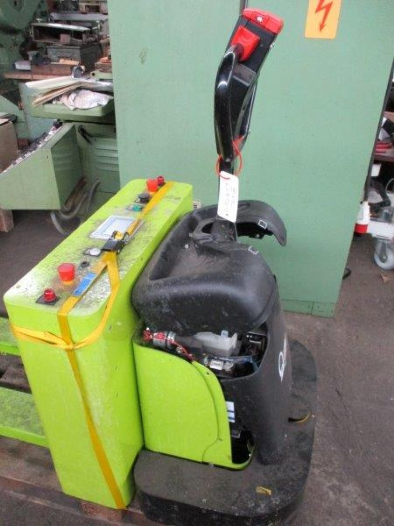 Paleti / FTF S-Electronic / LogisticJet 2013
