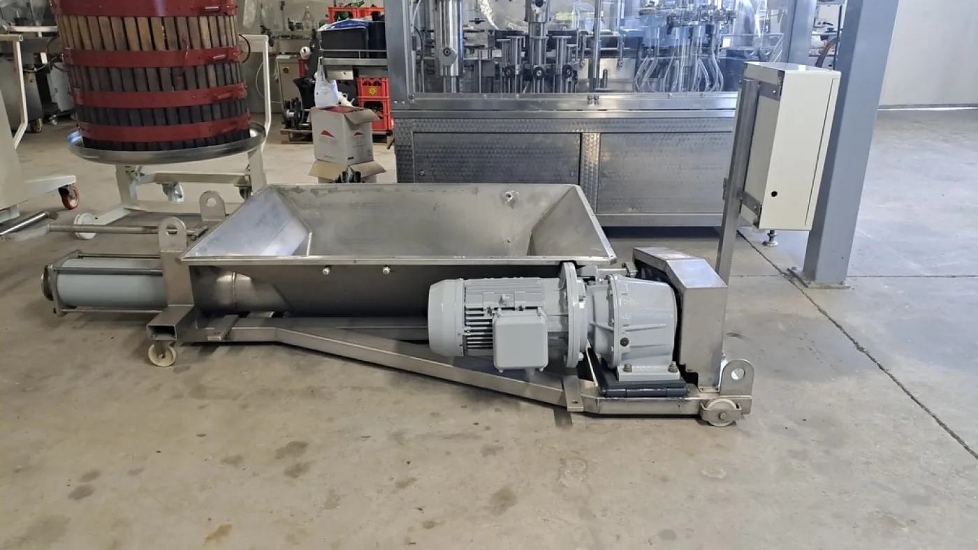 STAINLESS STEEL MONO PUMP, FIRM CMO, FOR GRAPES AND POMACE, WITH LOADING HOPPER AND FEEDING AUGER, SECOND-HAND MACHINE - 1