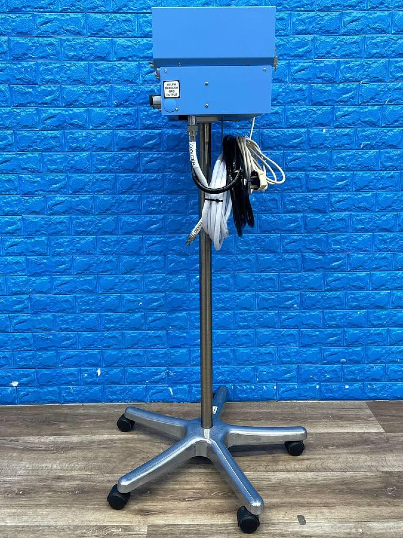 SLE 2000 Infant Ventilator, YOM: 2004 - 8