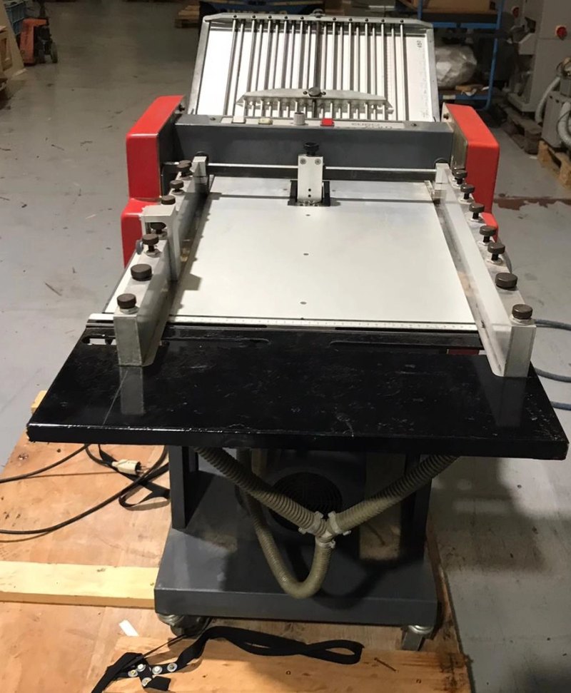 Eurofold 235-311 piegatrice