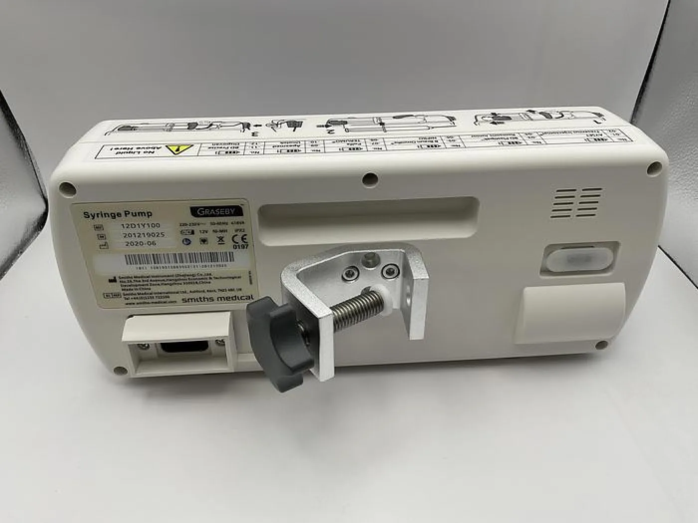 Graseby 2100 Syringe Pump - 2