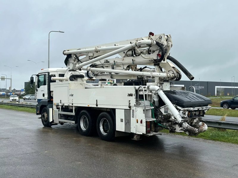 MAN TGA 26.360 6×4 with Putzmeister BSF24-4.16 24m Concrete Pump