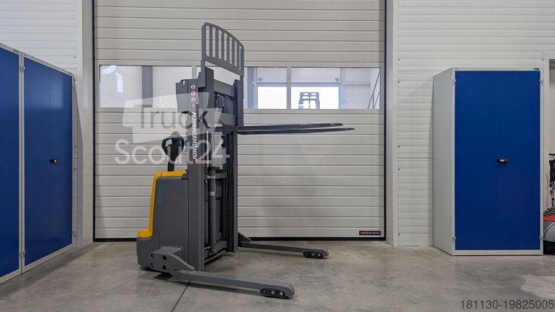 Jungheinrich EJC 212b neuwertig