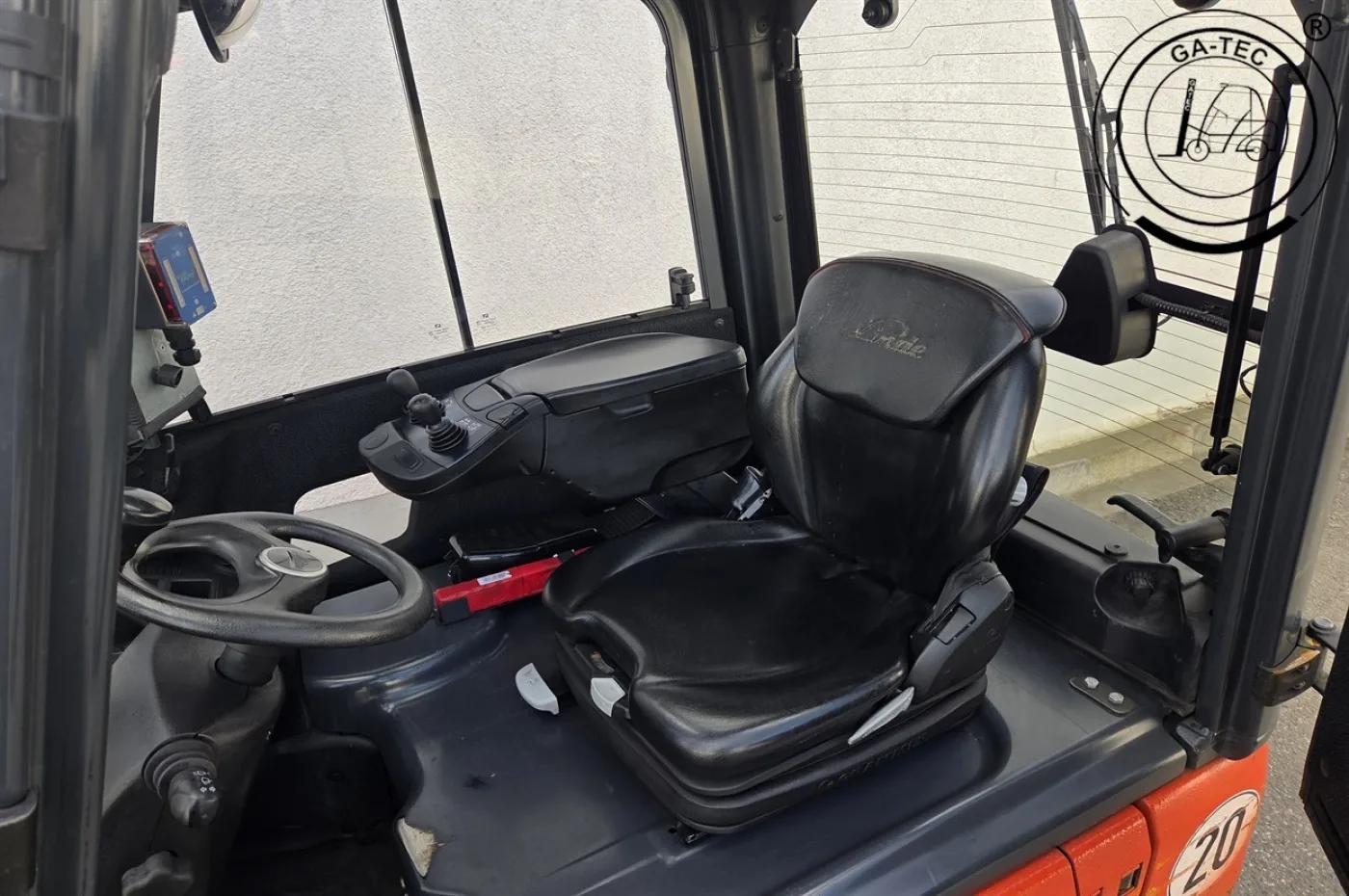 Linde E18 - 8