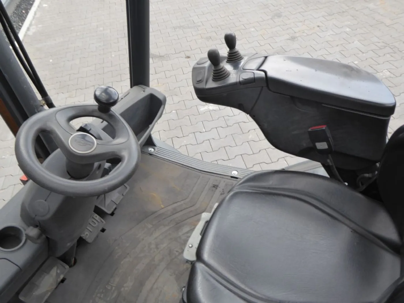 Linde H30D-02 - 7