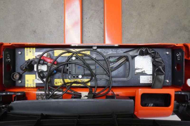 Niederhubwagen Linde T 16 ION 1152 (2020)