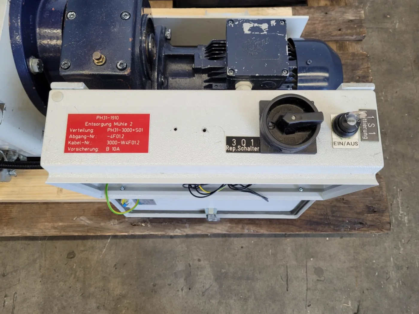 Colortronic M253-ST-UFS-2.2KW - Granulator - 4