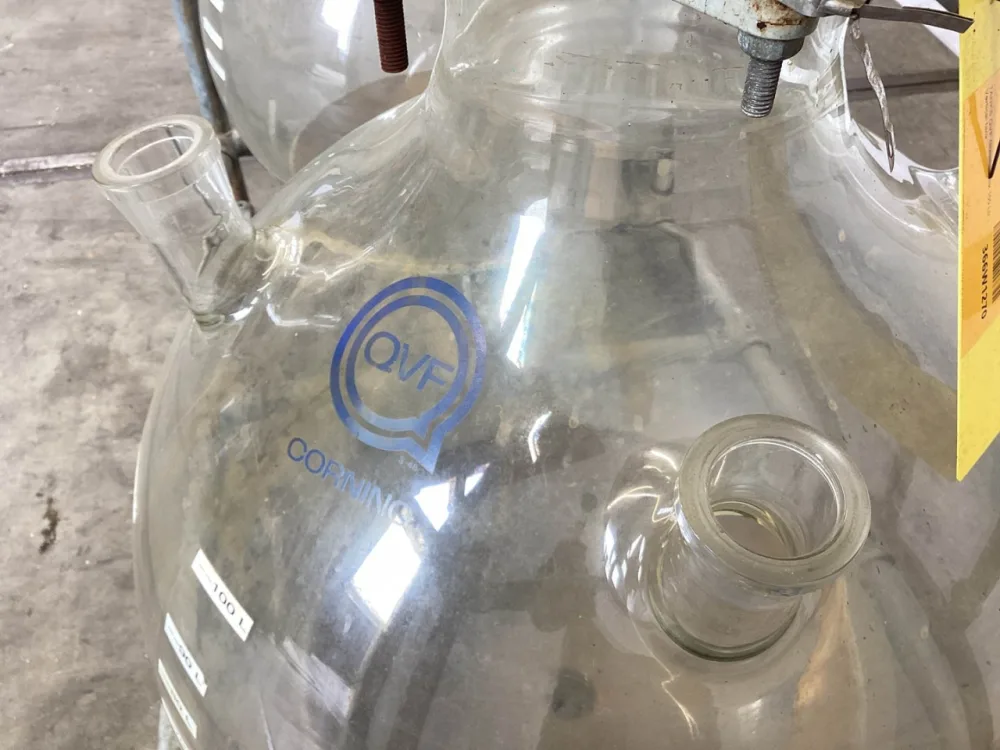 QVF Glasstechnik 100 Ltr - Vertical tank