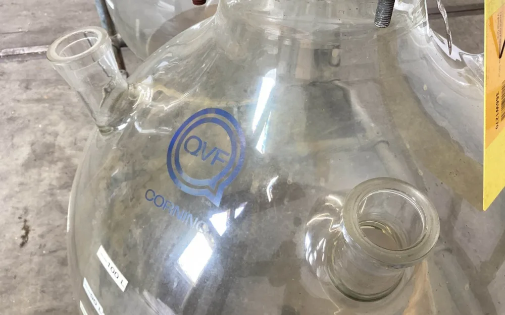 QVF Glasstechnik 100 Ltr - Vertical tank