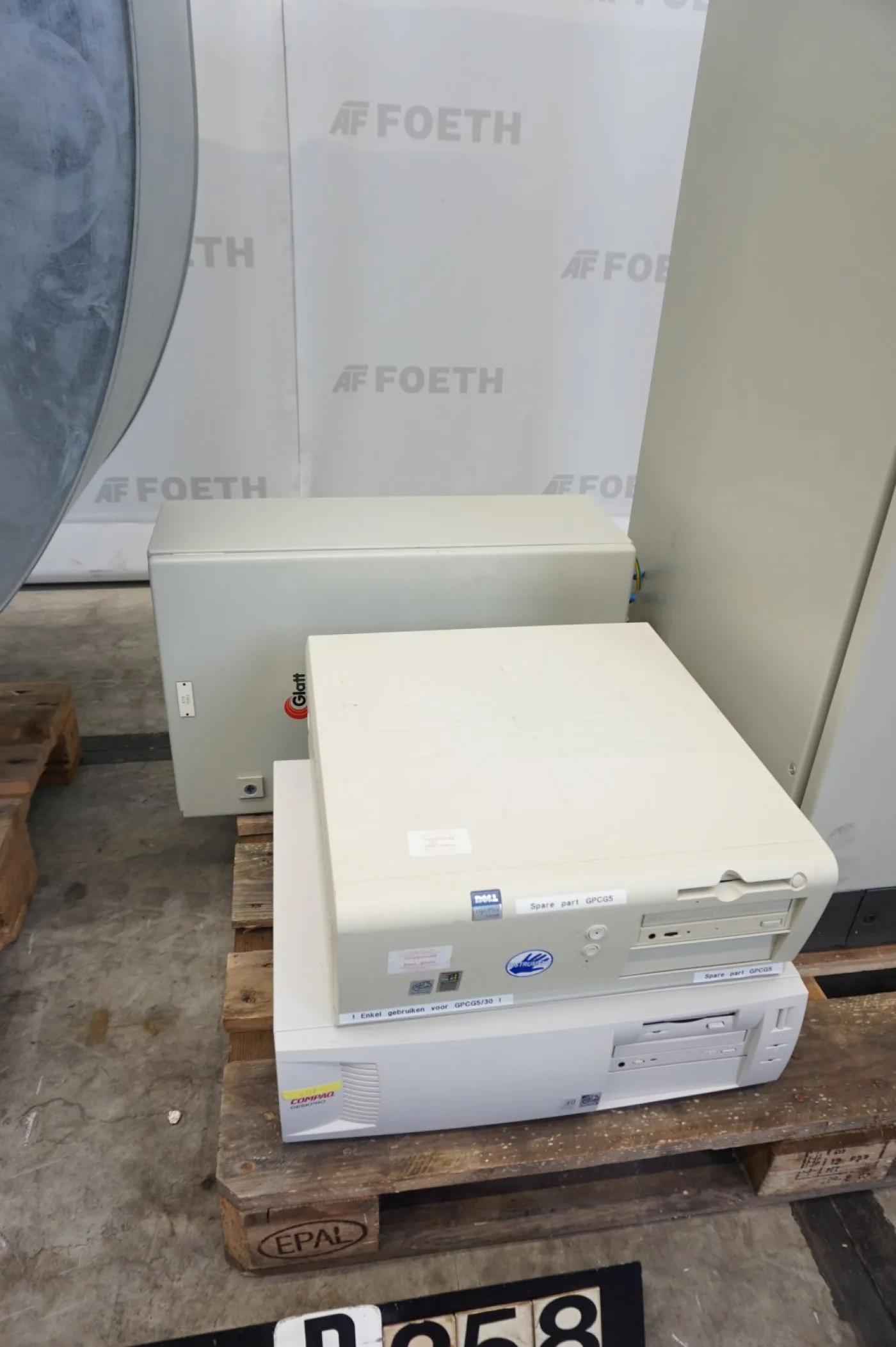Glatt GPCG-5 - Fluid bed dryer batch - 3