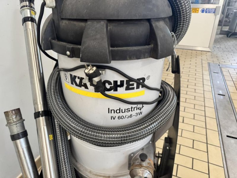 2010 Kärcher professional Industriell wet/dry vacuum cleaner