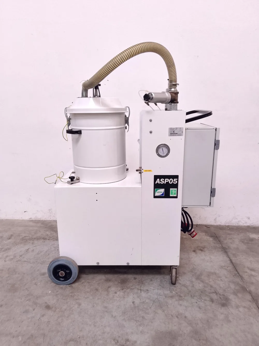 ASPIRATORE INDUSTRIALE PER POLVERI – NILFISK – MOD. A43