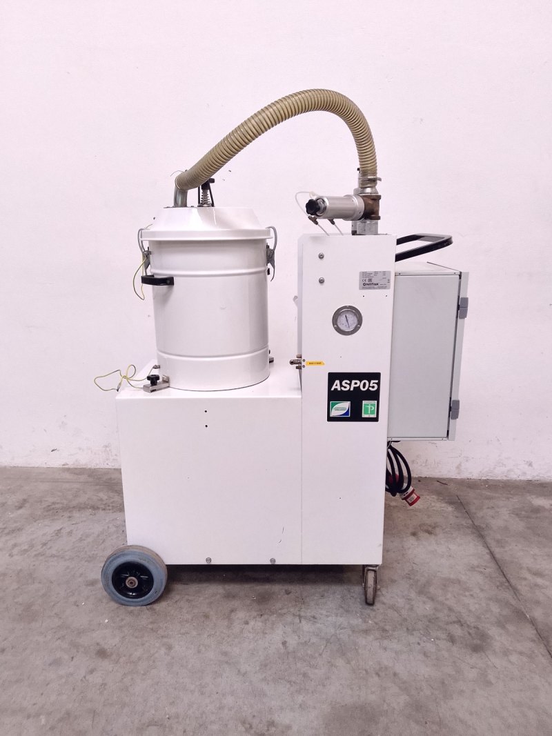 ASPIRATORE INDUSTRIALE PER POLVERI – NILFISK – MOD. A43