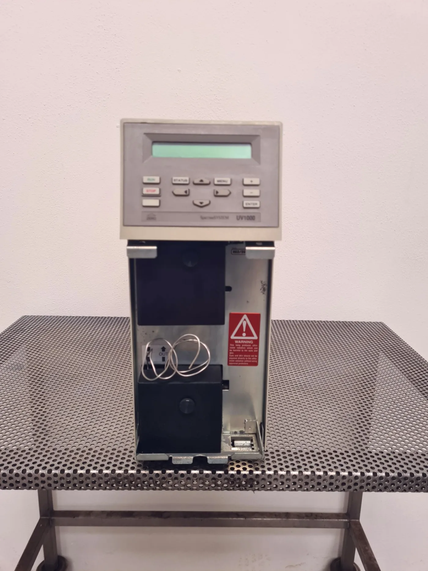 RIVELATORE UV PER HPLC – THERMO SEPARATION PRODUCTS – MOD. SPECTRASYSTEM UV1000 - 2