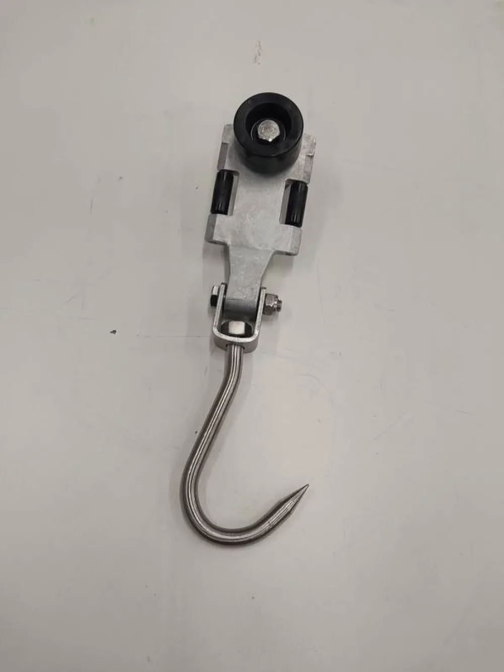 Bi-rail hook