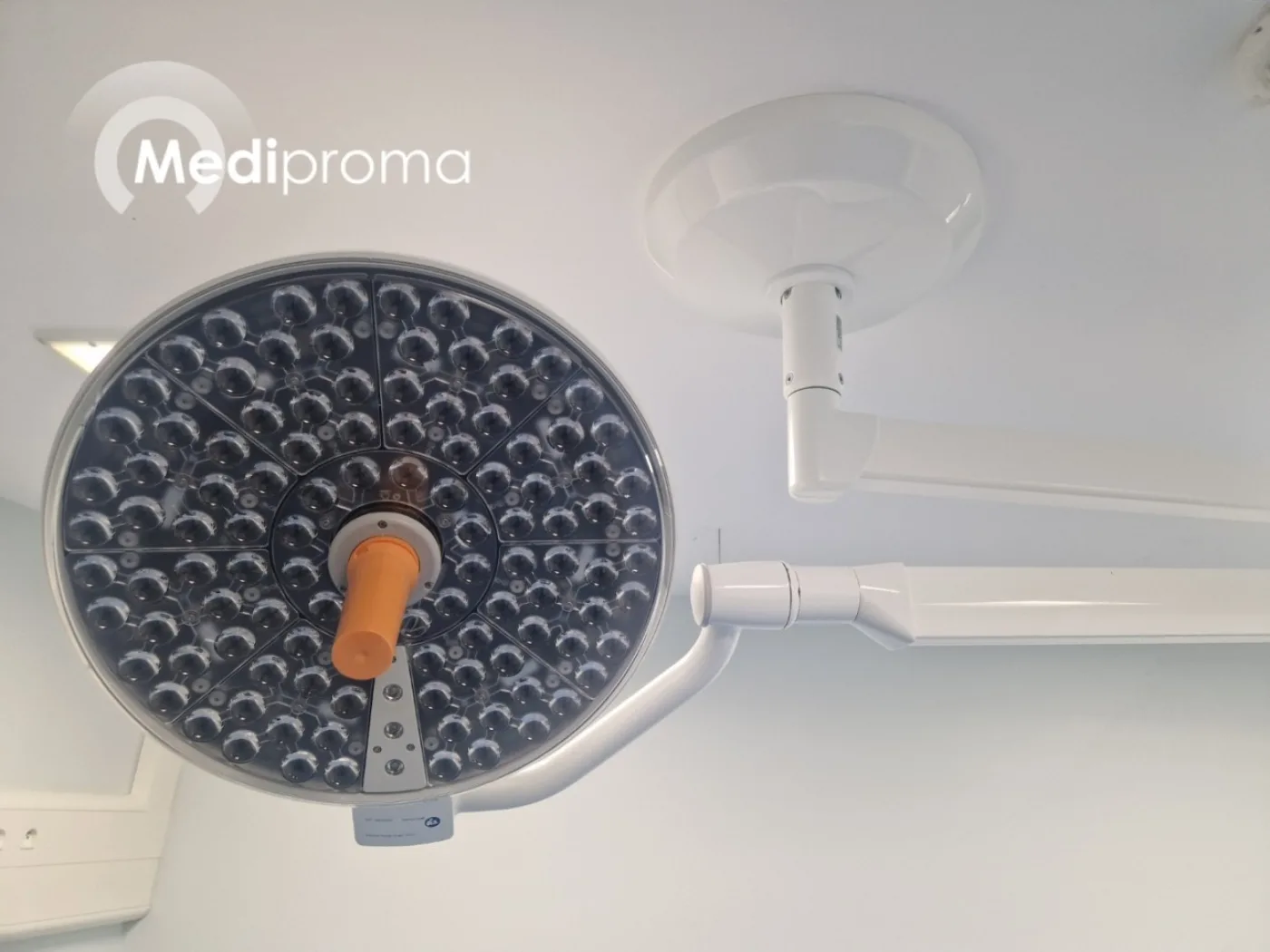 Maquet Powerled 300 O/R Light - 1