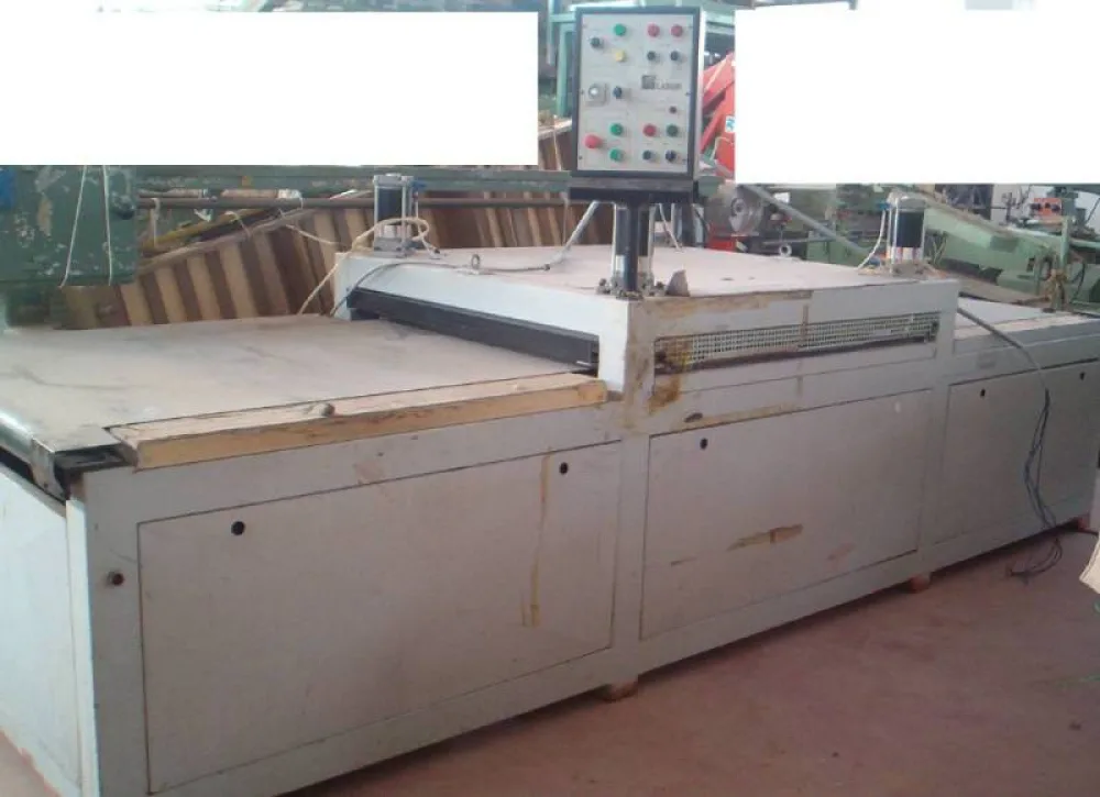 PRESSA LABOR PNEUMATICA