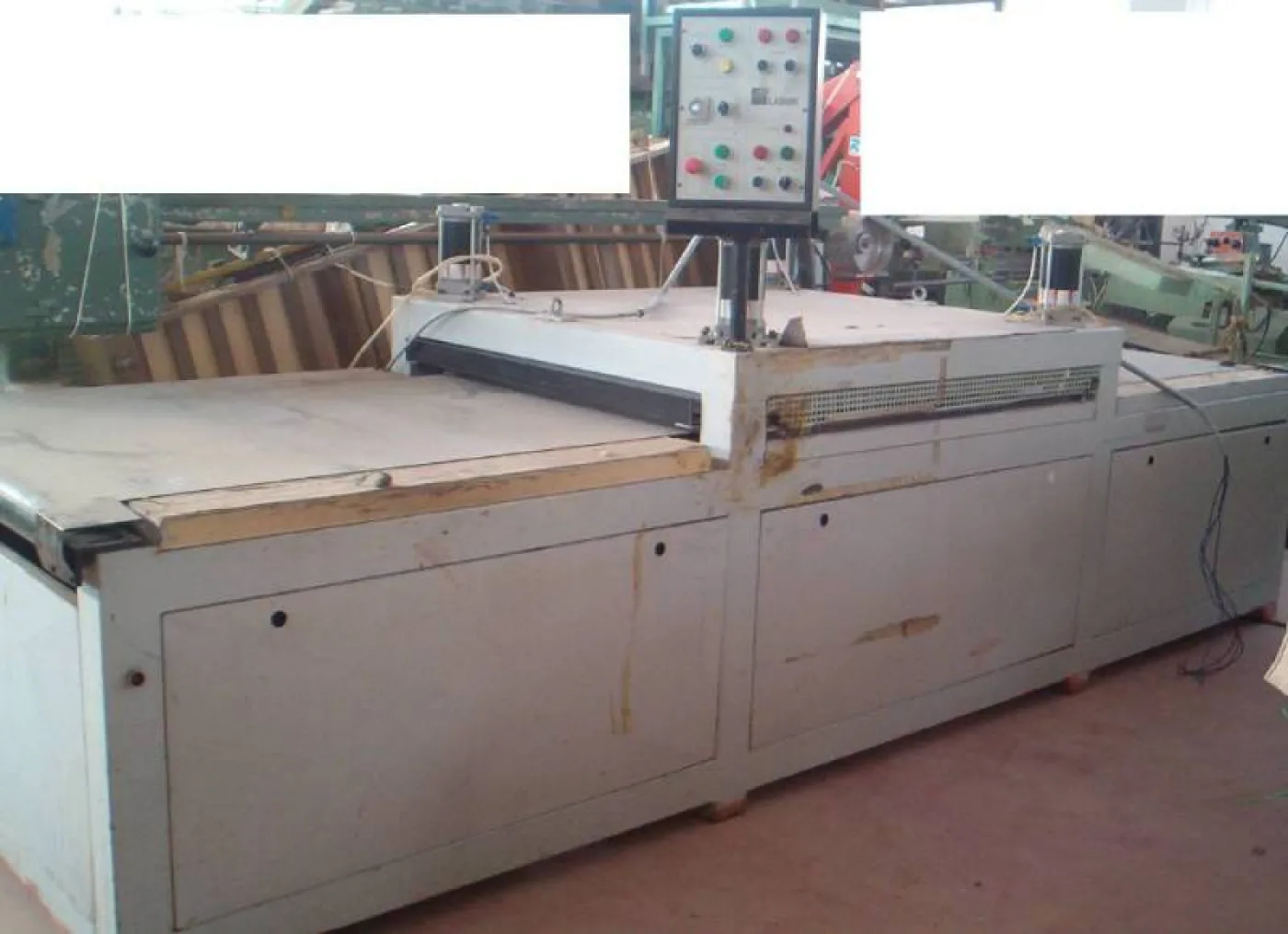 PRESSA LABOR PNEUMATICA - 1