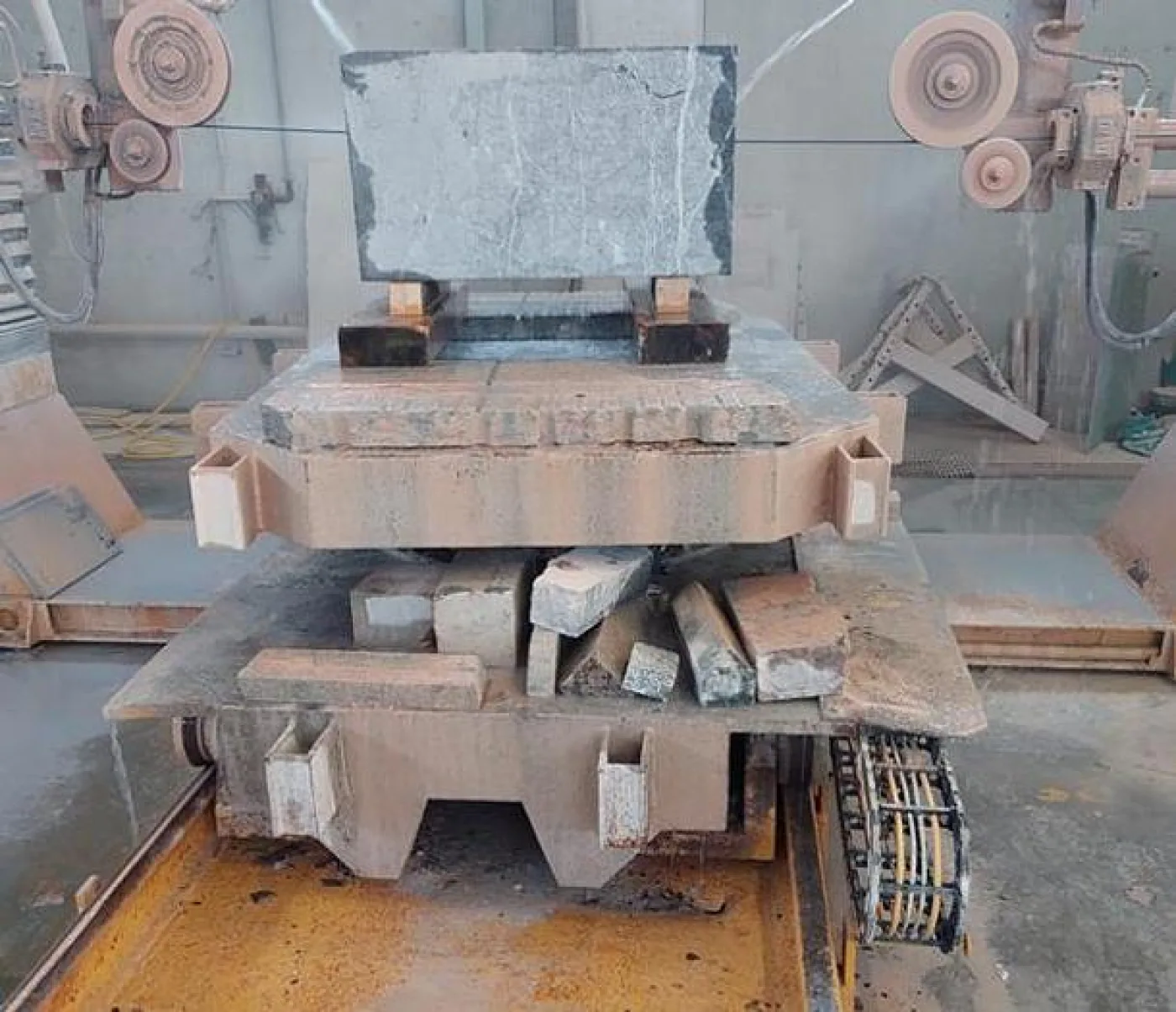 1996 PELLEGRINI CNC Robot Wire RW 2600 SPACE Cod. 46-22- - 4