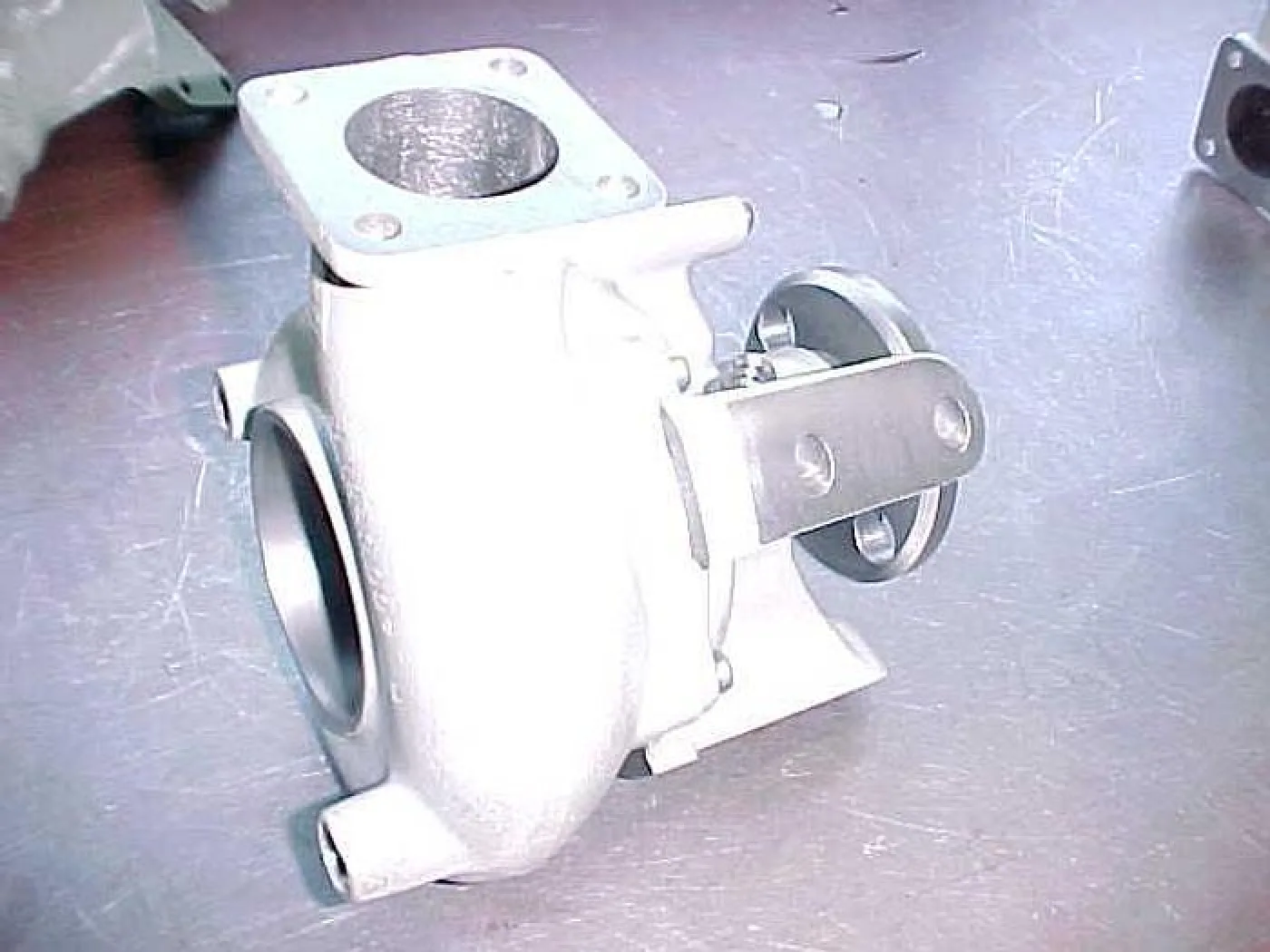 WATER PUMP DEUTZ BA12M816 / BA16M816 LLKW - 2