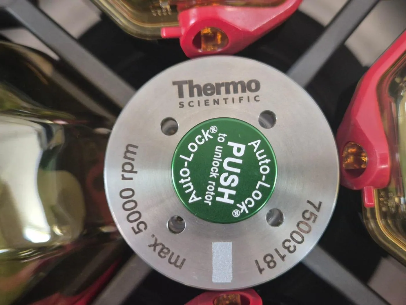 Thermo Scientific Multifuge X1R Centrifuge - 8